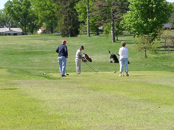 Assorted images showcasing the Ruth Park Golf Course.